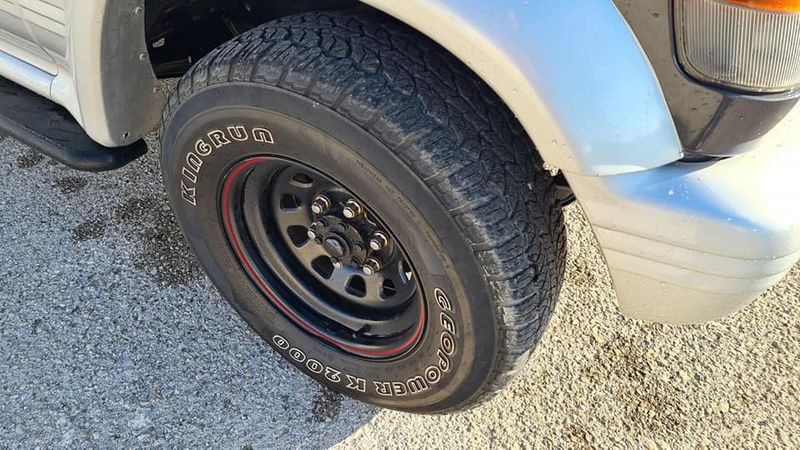 Mitsubishi Pajero • 1996 • 251,000 km 4