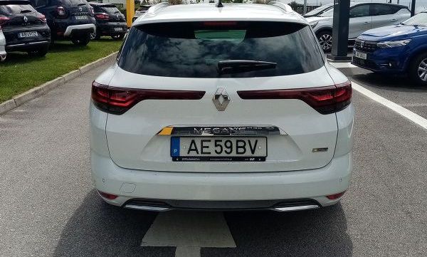 Renault Mégane • 2020 • 16,000 km 3