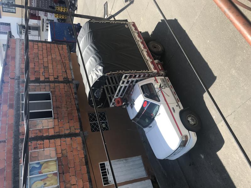 Ford 350 • 1995 • 146,000 km 2