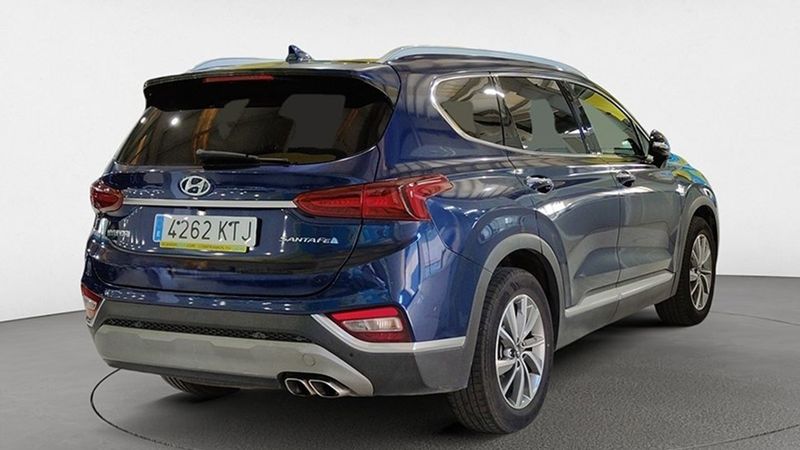 Hyundai Santa Fe • 2019 • 120,746 km 4
