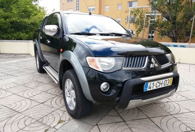 Mitsubishi L200 • 2006 • 190,000 km 1