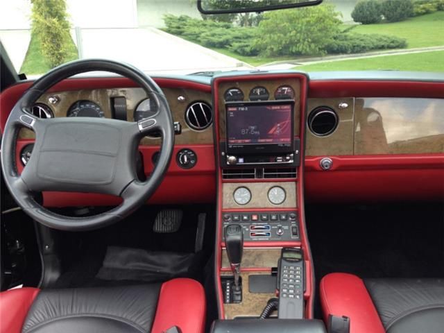 Bentley Azure • 1998 • 32,000 km 2