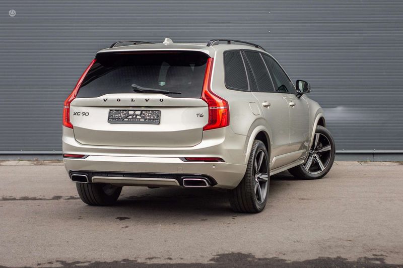 Volvo XC90 • 2016 • 177,000 km 7