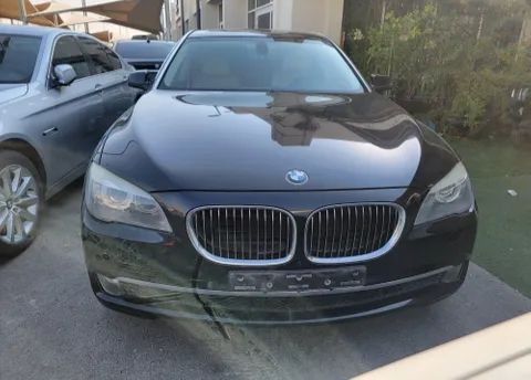 BMW 7 Series • 2012 • 72 km 1
