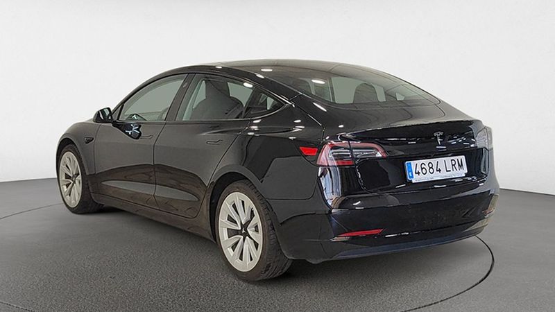 Tesla Model 3 • 2021 • 69,320 km 3