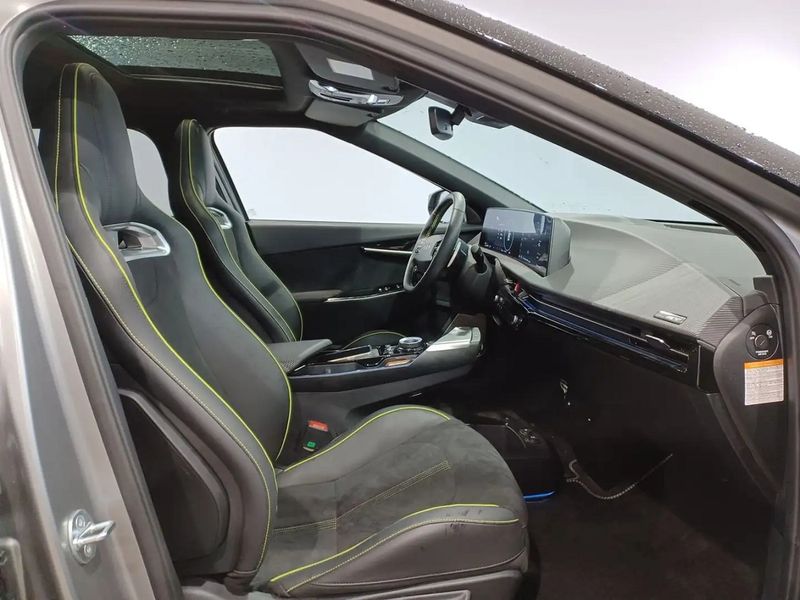 Kia Venga • 2023 • 7,200 km 8