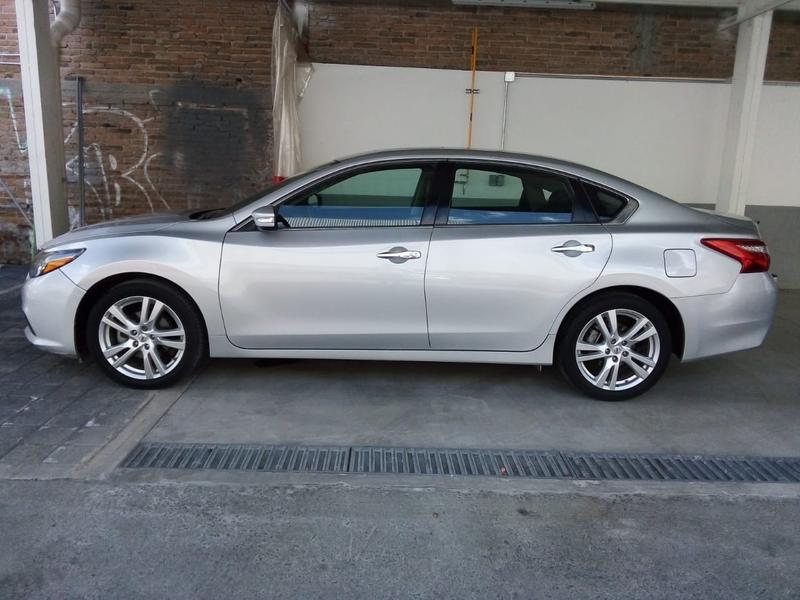 Nissan Altima • 2017 • 46,000 km 15