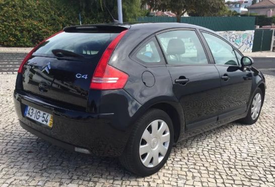 Citroën C4 • 2009 • 270,493 km 2