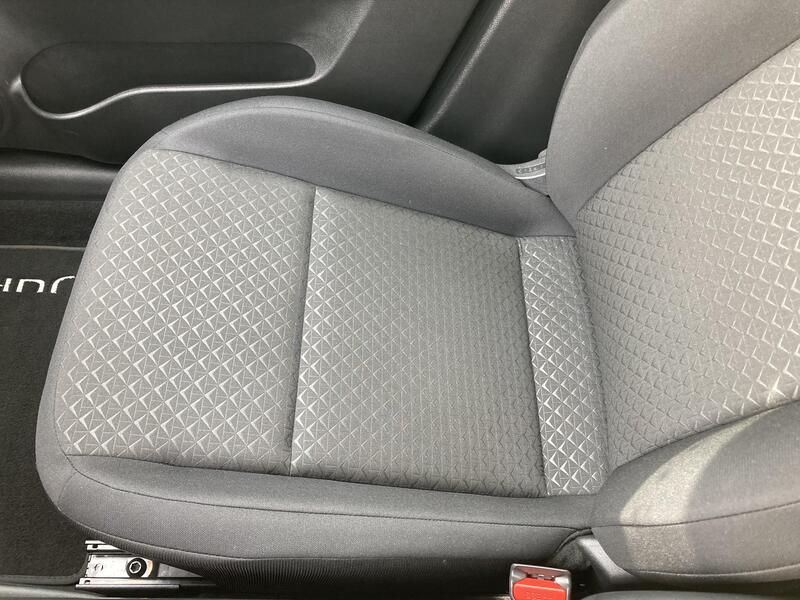 Nissan Juke • 2024 • 4,226 km 19