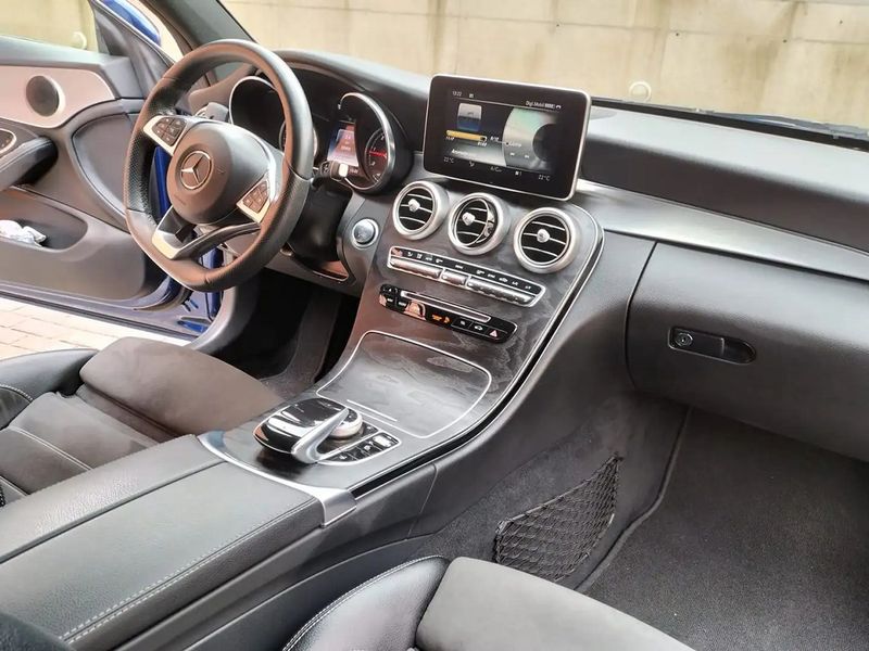 Mercedes-Benz C Sportcoupé • 2017 • 55,900 km 11