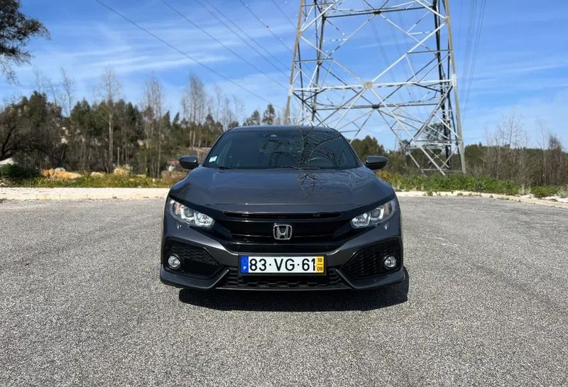 Honda Civic • 2018 • 107,700 km 1