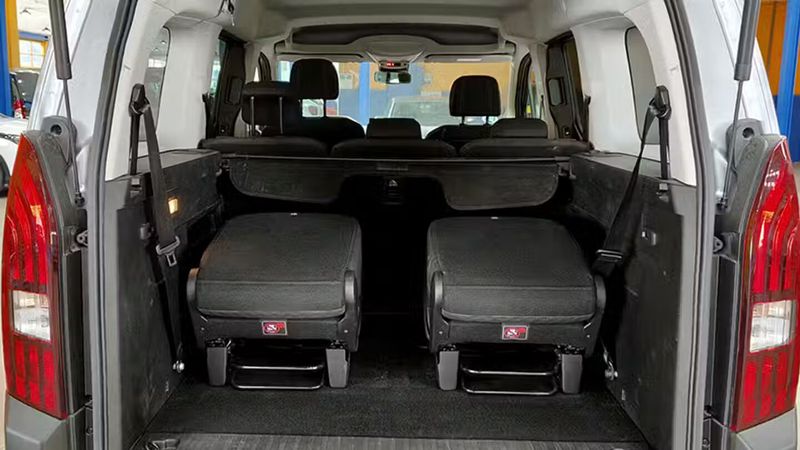 Peugeot Bipper • 2024 • 16,121 km 6