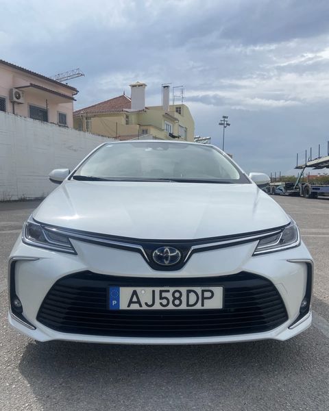 Toyota Corolla • 2021 • 45,300 km 1
