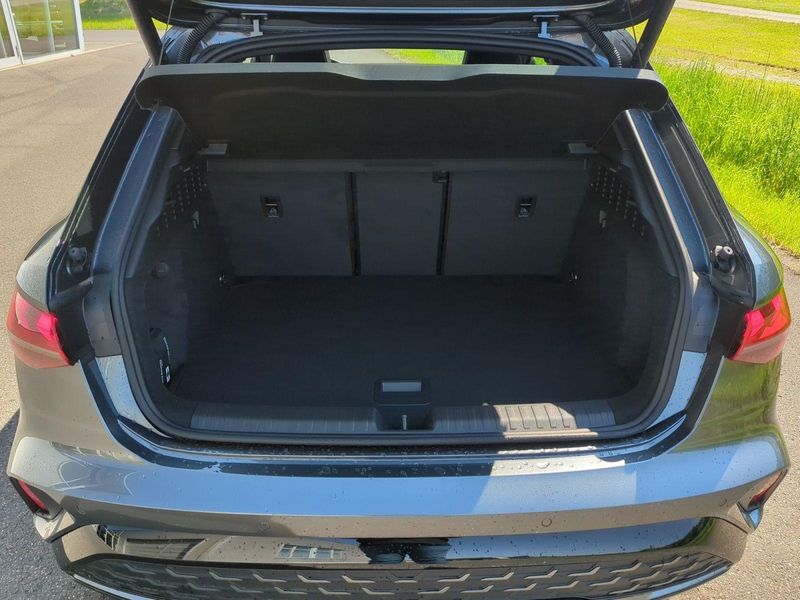 Audi A3 Sportback • 2024 • 5,800 km 12