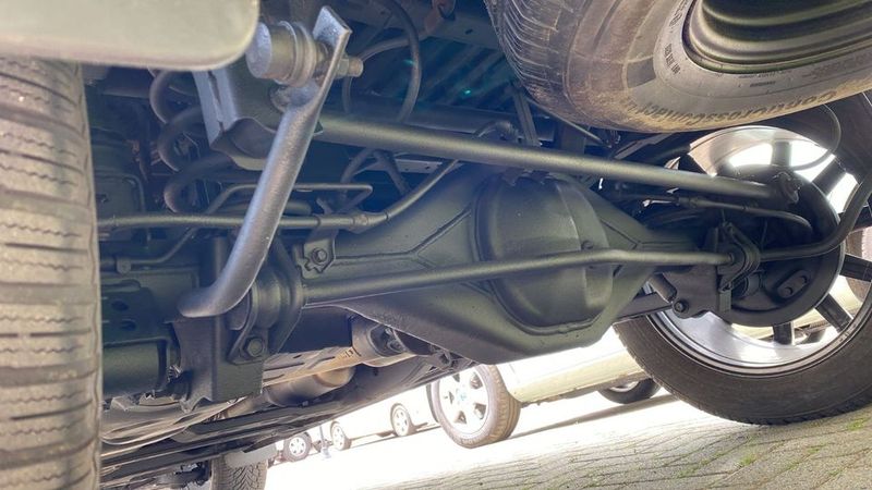 Nissan NP300 Pickup • 2018 • 86,000 km 10