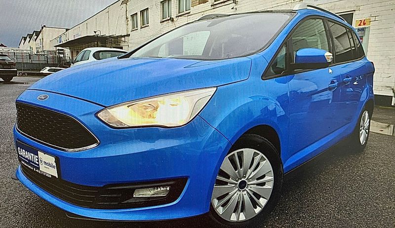 Ford Grand C-Max • 2017 • 296,000 km 1