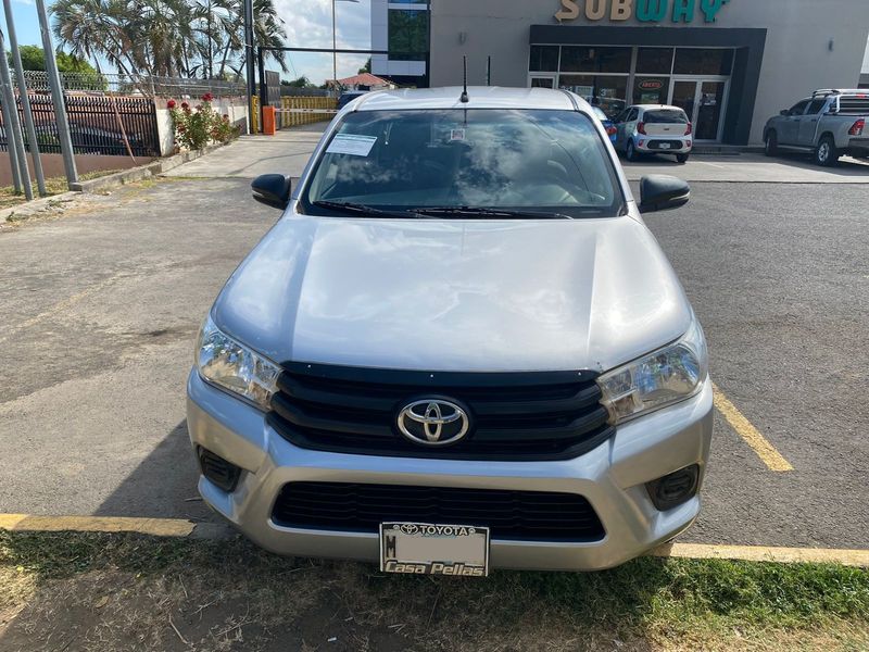 Toyota Hilux • 2022 • 88,235 km 1