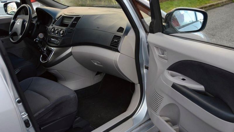 Mitsubishi Grandis • 2006 • 200,000 km 4