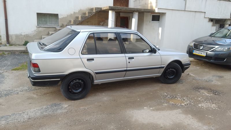 Peugeot 309 • 1990 • 247,500 km 4