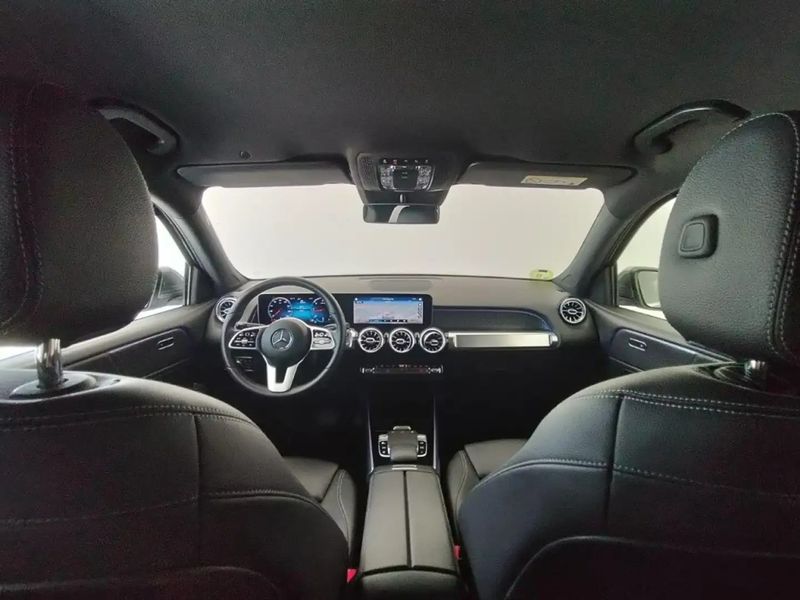 Mercedes-Benz GLB-Class • 2020 • 76,896 km 3