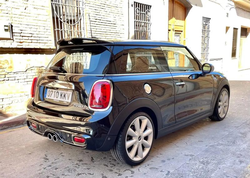 MINI Cooper S • 2018 • 70,000 km 2