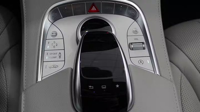 Mercedes-Benz S-Class • 2015 • 120,239 km 15