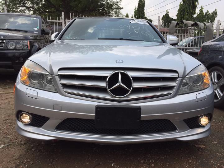 Mercedes-Benz 200 - 300 • 2008 • 34,322 km 3