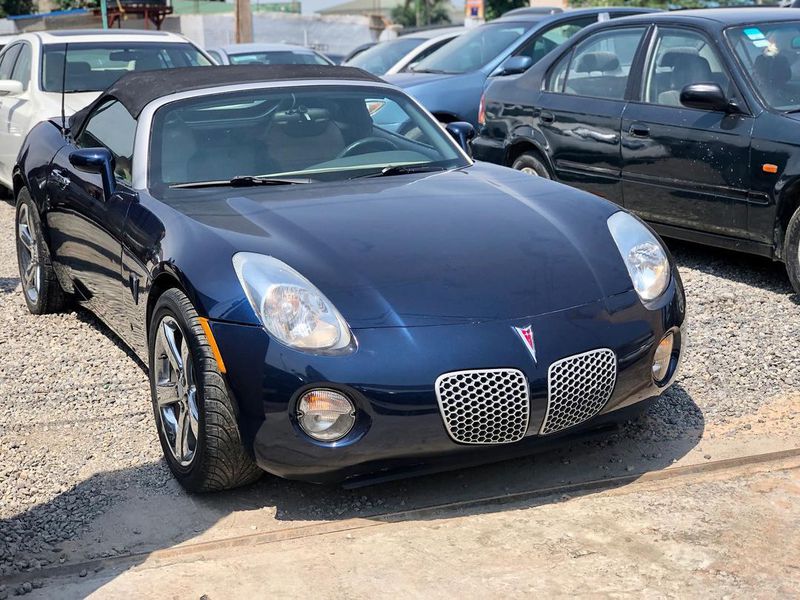 Pontiac Solstice • 2007 • 89,354 km 2