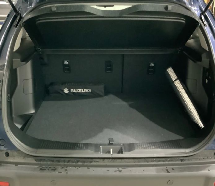 Suzuki S Cross • 2023 • 22,462 km 9