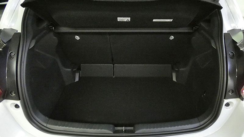 Toyota Yaris • 2023 • 7,088 km 5