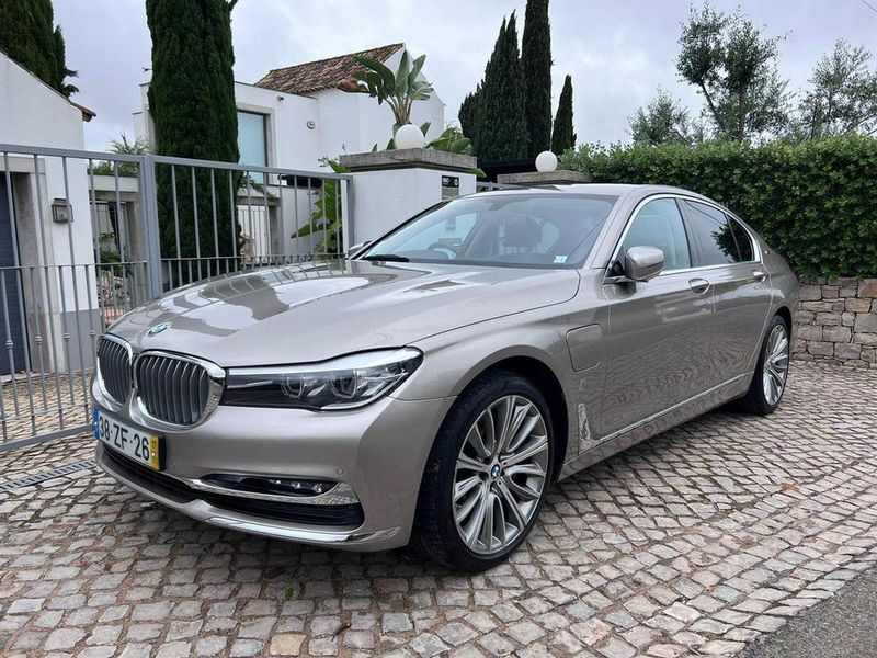 BMW 7 Series • 2019 • 80,000 km 1