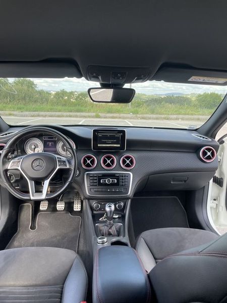 Mercedes-Benz A-Class • 2015 • 82,000 km 7