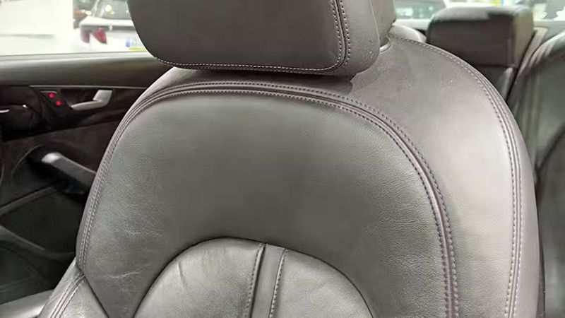 Audi A8 Long • 2015 • 84,288 km 4