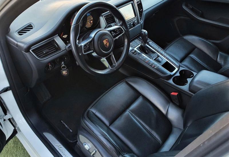 Porsche Macan • 2014 • 60,000 km 7