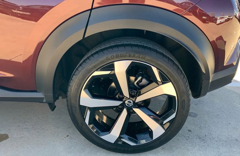 Nissan Juke • 2022 • 33,500 km 3