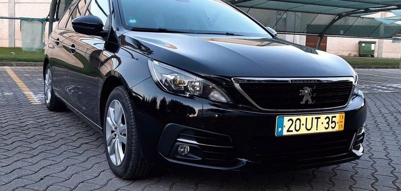 Peugeot 308 • 2018 • 59,999 km 1