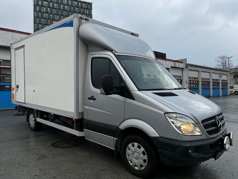 Mercedes-Benz Sprinter • 2011 • 202,238 km 1