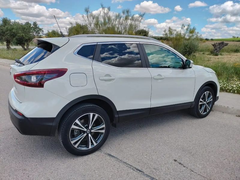 Nissan Qashqai • 2020 • 47,200 km 10