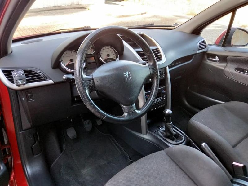 Peugeot 207 • 2008 • 124,000 km 6