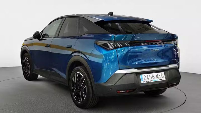 Peugeot 3008 • 2025 • 3,118 km 8