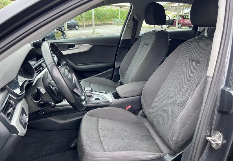Audi A4 • 2017 • 190,000 km 2