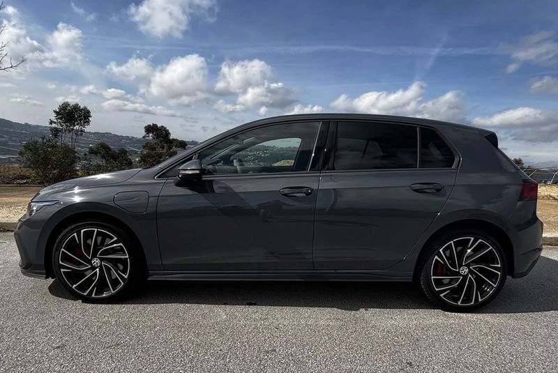 Volkswagen Golf • 2021 • 71,000 km 3