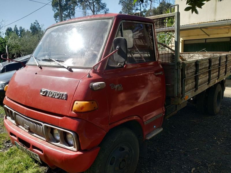 Toyota Dyna • 1977 • 196,000 km 7