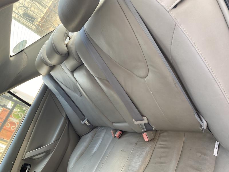 Toyota Camry • 2009 • 86,000 km 6