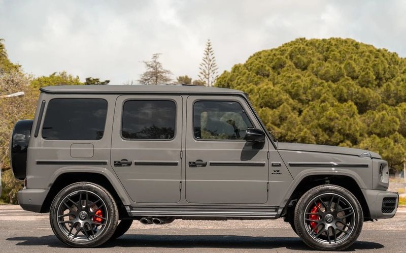 Mercedes-Benz G-Class • 2023 • 4,200 km 2