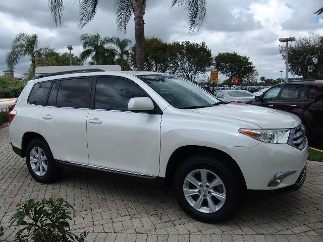 Toyota Highlander • 2012 • 11,795 km 1