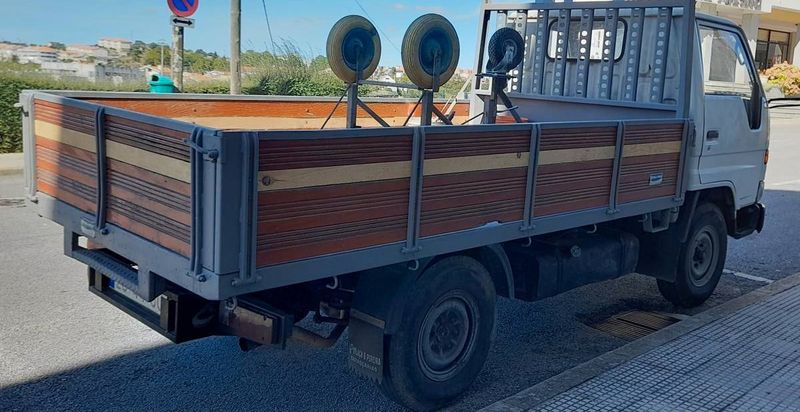 Toyota Dyna • 1998 • 180,000 km 3