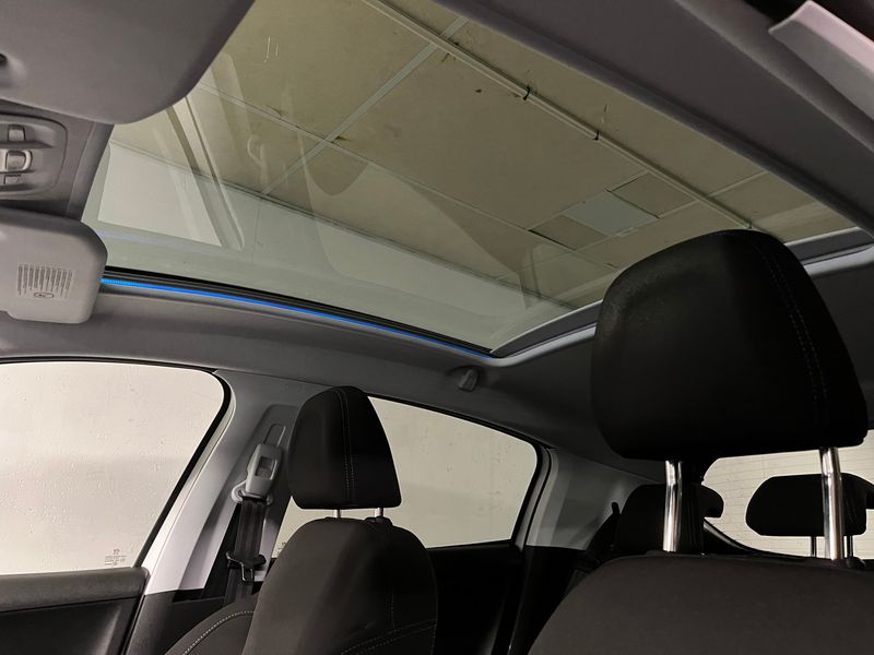 Peugeot 207 • 2012 • 96,341 km 3