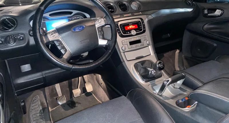 Ford S-Max • 2009 • 270,060 km 2