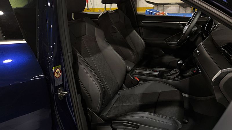 Audi Q3 • 2024 • 13,924 km 16